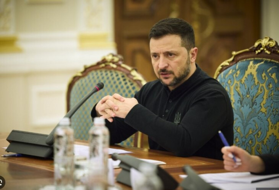 “Financial Times”: Zelenski fevralın 24-də prezident seçkiləri ilə bağlı qərarını elan edəcək
