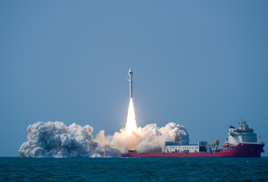 La fusée commerciale chinoise SD-3 lance sept satellites depuis la mer