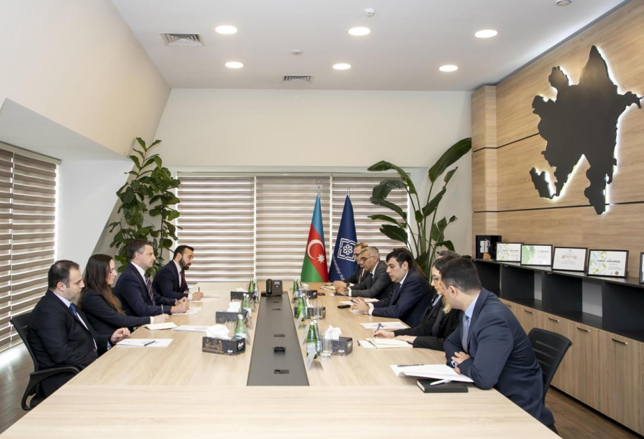 Harvardın Beynəlxalq İnkişaf Mərkəzi Azərbaycanın əmək bazarı göstəricilərini təhlil edir