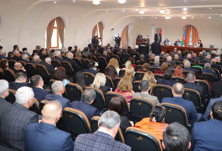 “Bir Elin Manifesti” müsabiqəsinin qalibləri mükafatlandırılıb