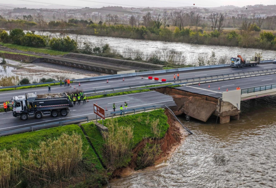 Portuqaliyada fırtına azı 16 nəfərin həyatına son qoyub