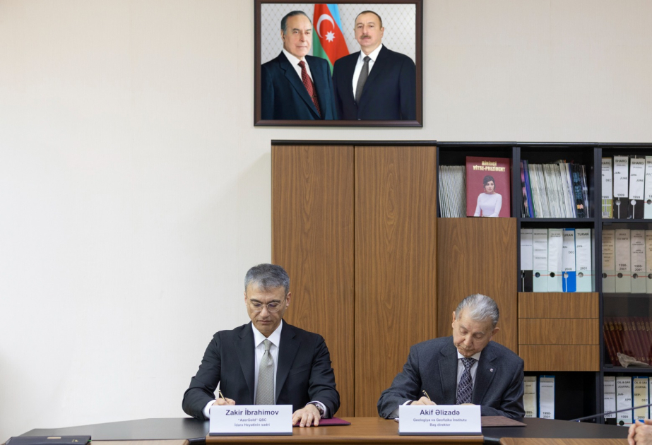 Firmado un memorando de cooperación entre AzerGold y el Instituto de Geología y Geofísica