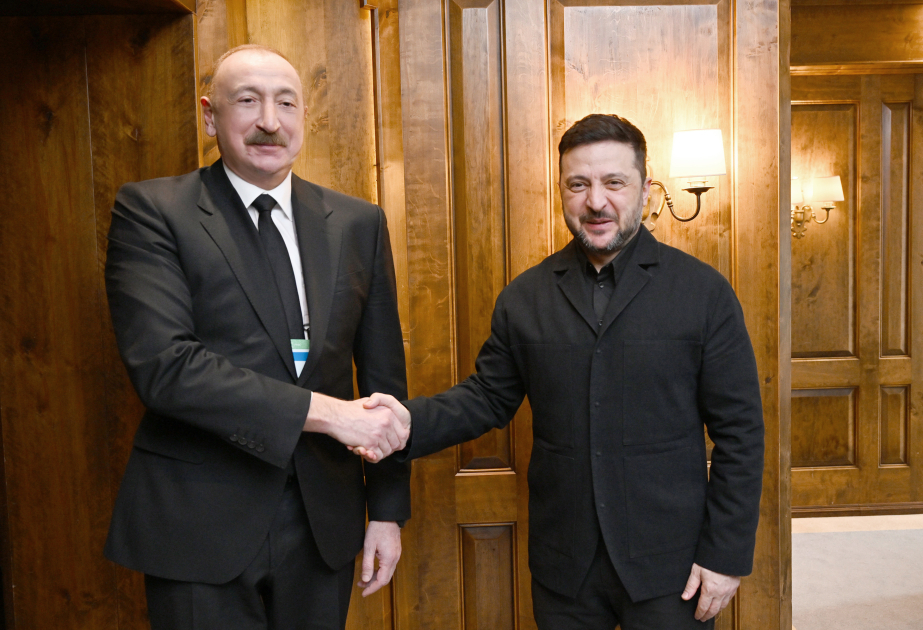Prezident İlham Əliyevin Münxendə Ukrayna Prezidenti Volodimir Zelenski ilə görüşü olub  YENİLƏNƏCƏK