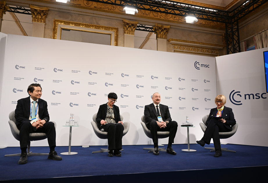 Prezident İlham Əliyev Münxendə panel müzakirələrdə iştirak edib  YENİLƏNİB