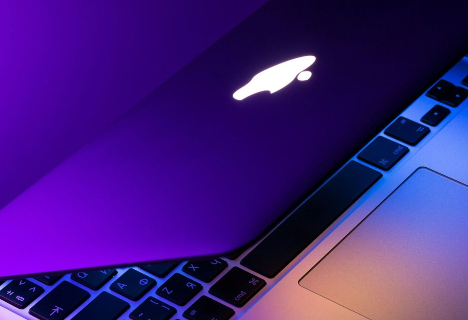 Apple в марте выпустит доступный MacBook в «ярких цветах»