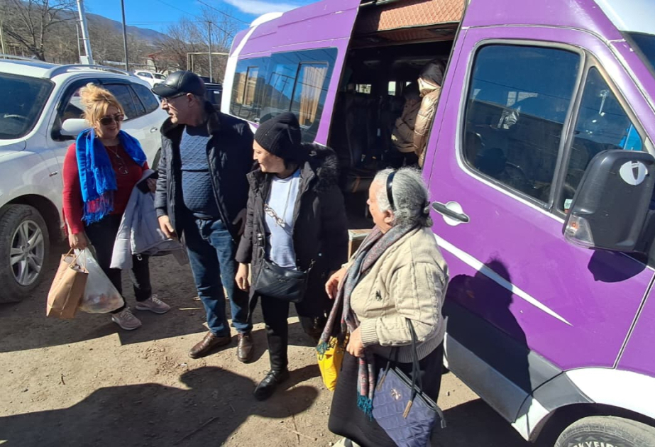 Un autre groupe d’anciens déplacés internes retourne à Khodjavend