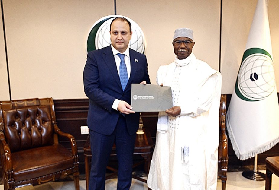 OIC Secretary-General receives credentials of New Permanent Representative of Azerbaijan