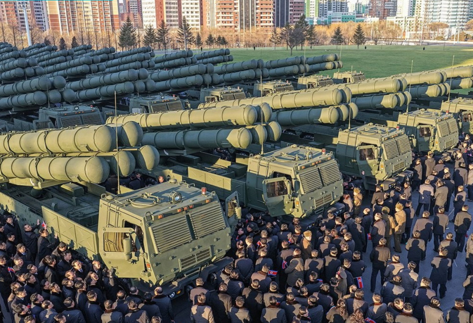 Pyongyang fait une démonstration de force avec des LRM de calibre 600 mm