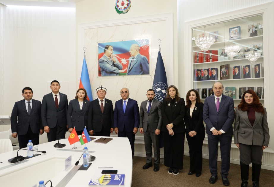 UNEC и Кыргызский национальный университет подписали меморандум и соглашение о двойном дипломе