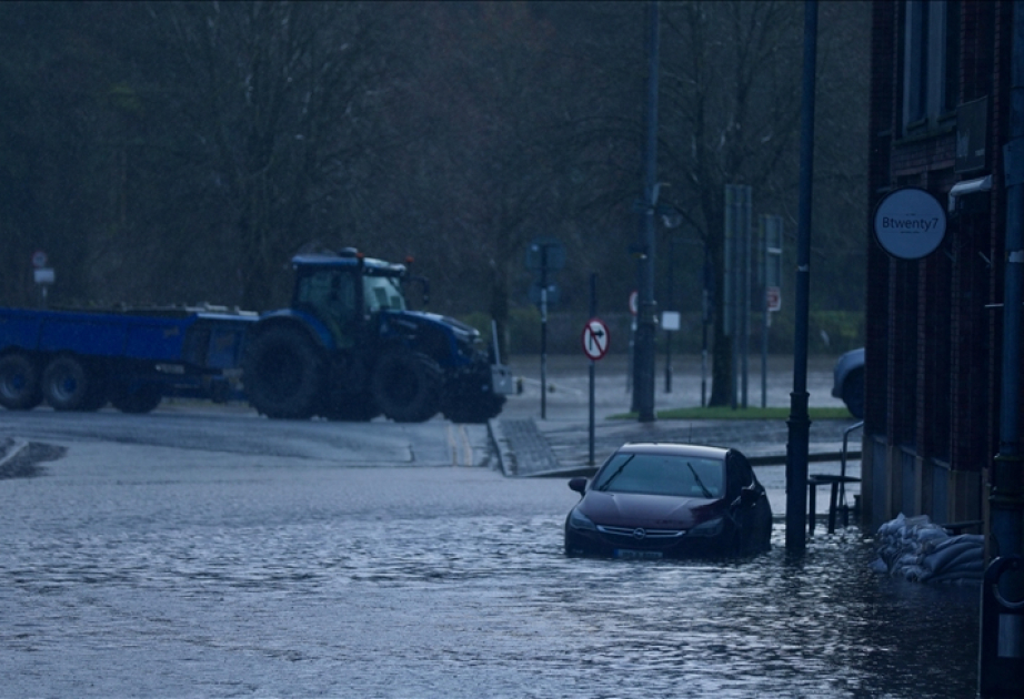 Inondations dans l’ouest de la France : plusieurs départements en vigilance rouge, évacuations en cours