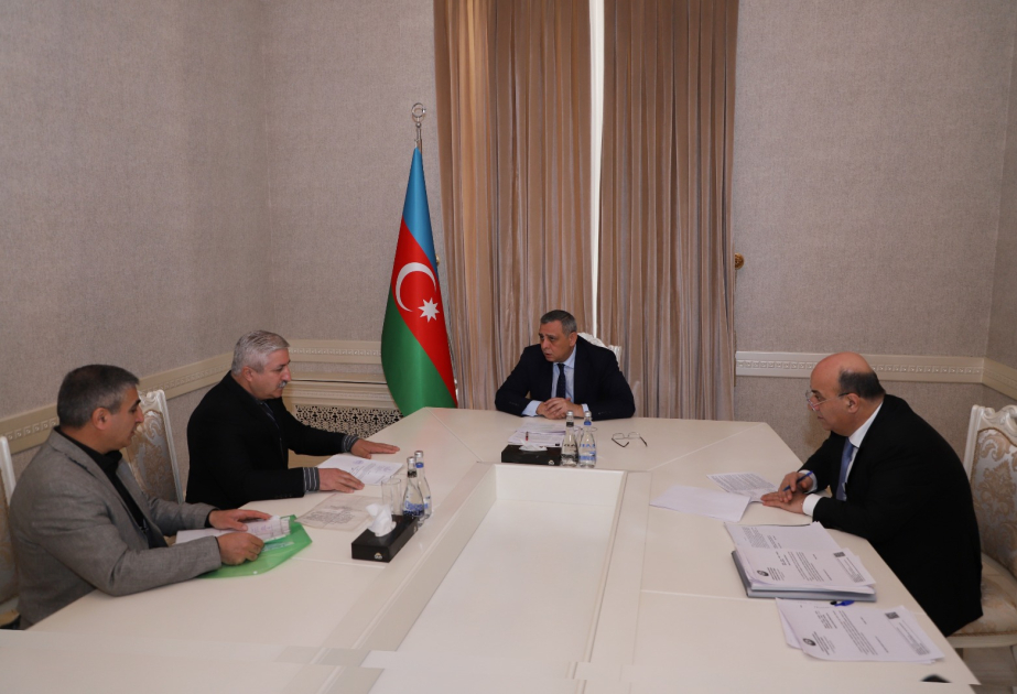 Dövlət Xidmətinin rəisi Xırdalanda vətəndaşların müraciətlərini dinləyib