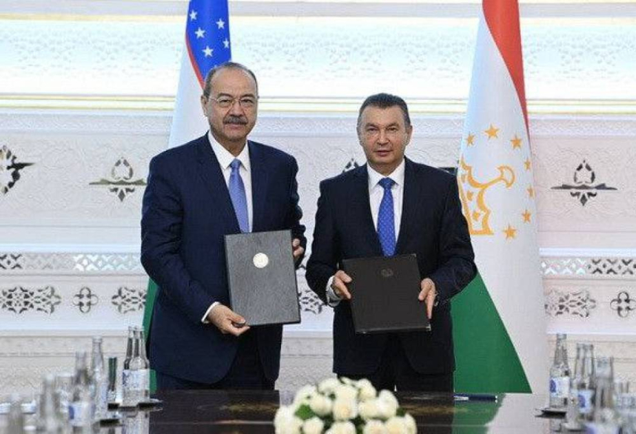 Uzbekistan and Tajikistan set USD 2 bln trade goal