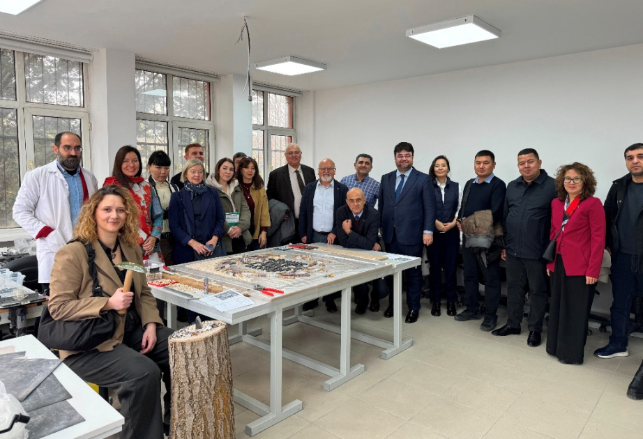 Especialistas azerbaiyanos estudian la experiencia de Türkiye en restauración y conservación