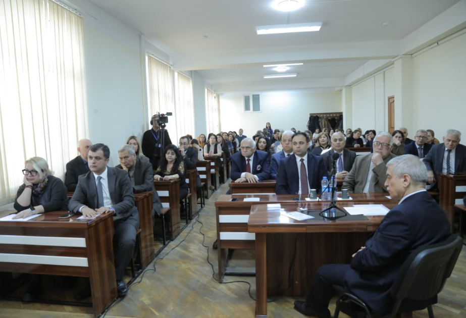 Ana dilinin saflığının qorunması: qloballaşma dövründə milli kimlik və dil - elmi sessiya
