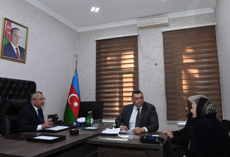 Qaçqınların və Məcburi Köçkünlərin İşləri üzrə Dövlət Komitəsində vətəndaşların müraciətləri dinlənilib