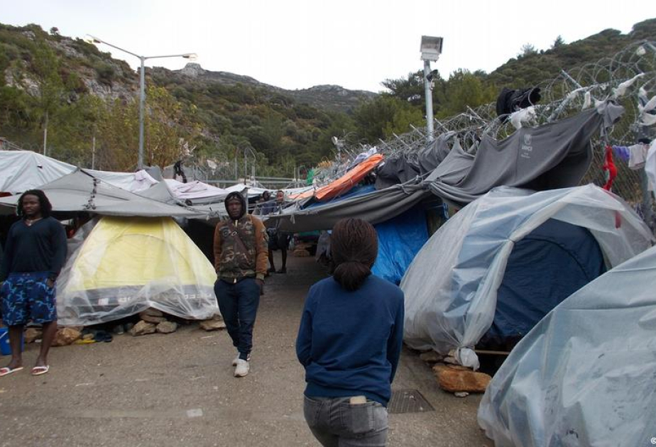 Greece working with another 4 European countries to set up migrant deportation hubs outside EU