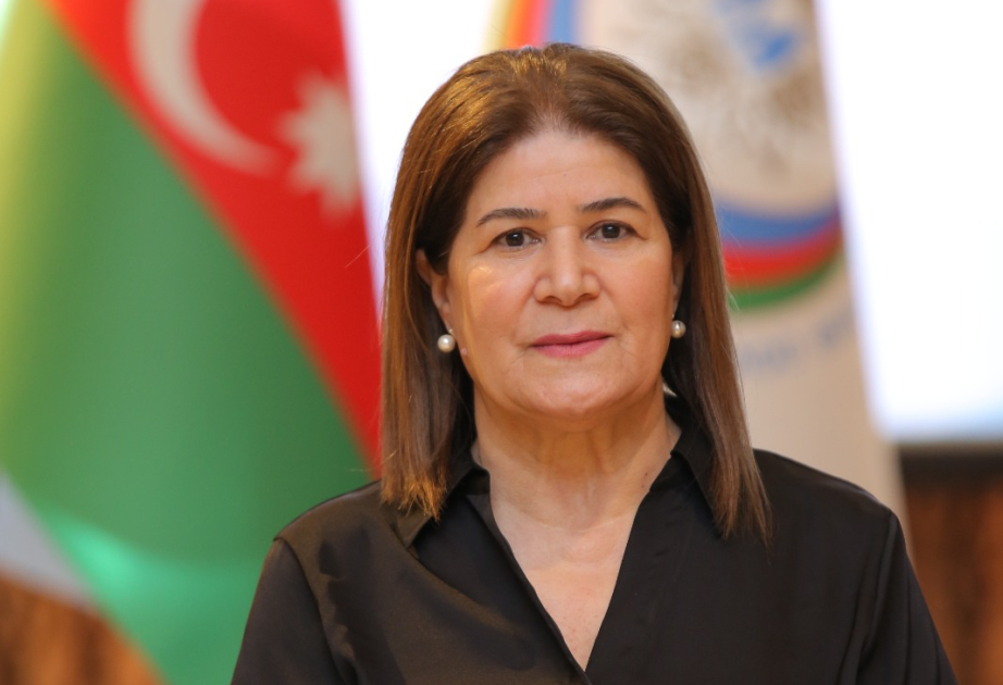 Mən öz ana dilimi çox sevir və bu dildə danışmağımla fəxr edirəm!..