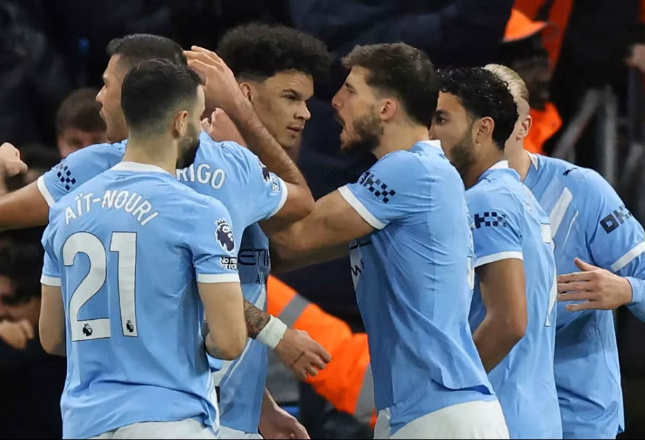 Manchester City 2-1 Newcastle United: Pressure on Arsenal after O'Reilly double