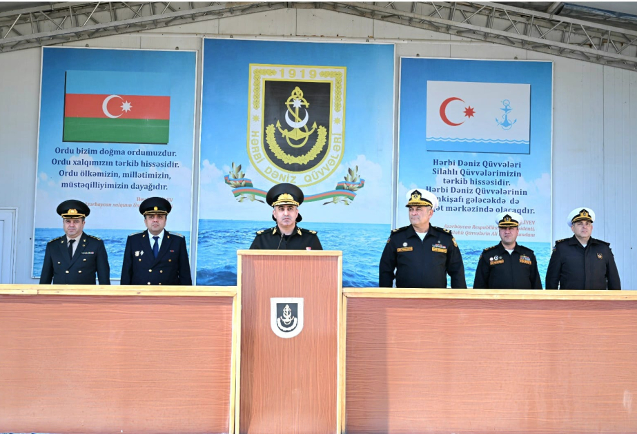 Hərbi prokuror Müdafiə Nazirliyinin Hərbi Dəniz Qüvvələrində görüş keçirib