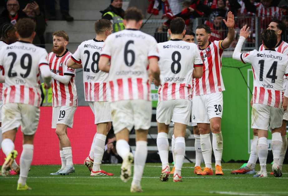 Sport: Fußball-Bundesliga: Freiburg schlägt Mönchengladbach