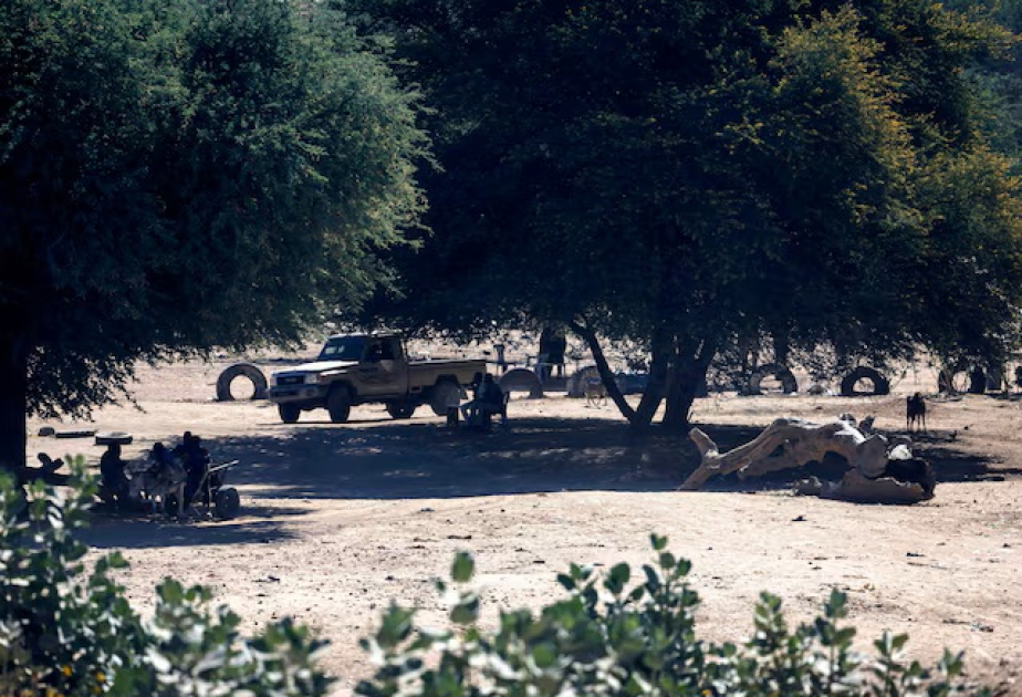 Chad closes border with Sudan