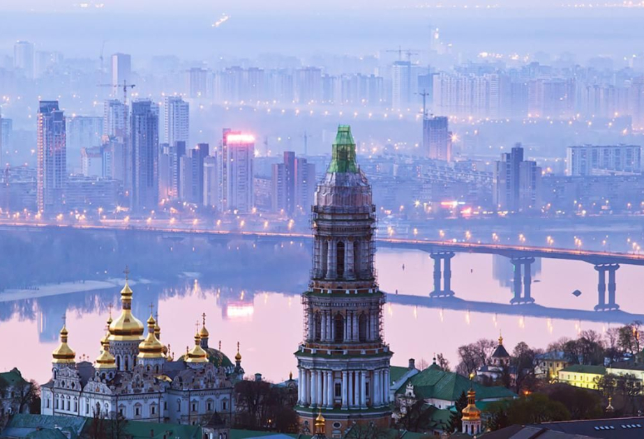 В Киев прибыли 11 зарубежных гостей
