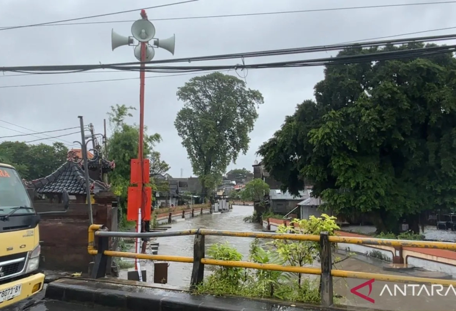 Bali's disaster agency urges vigilance as floods trigger sirens
