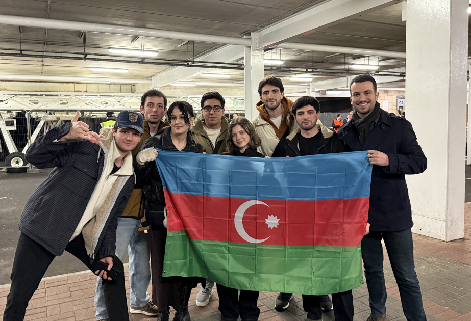 Apoyo al Qarabağ en Newcastle  - FOTOS