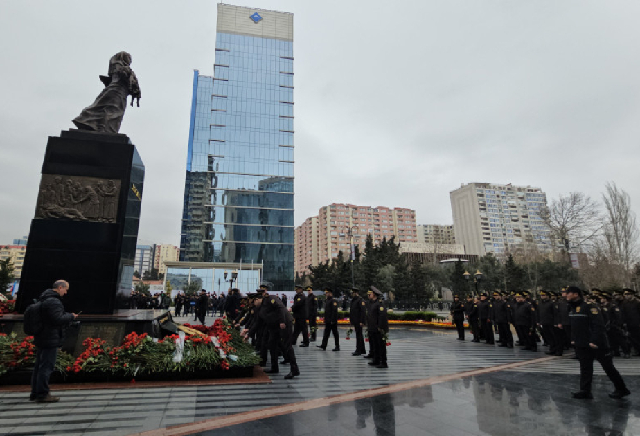 Коллектив МЧС посетил памятник жертвам Ходжалинского геноцида