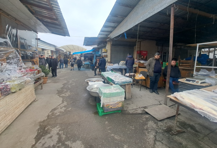 Ucarda qida məhsullarının satışı bazarında yoxlama aparılıb