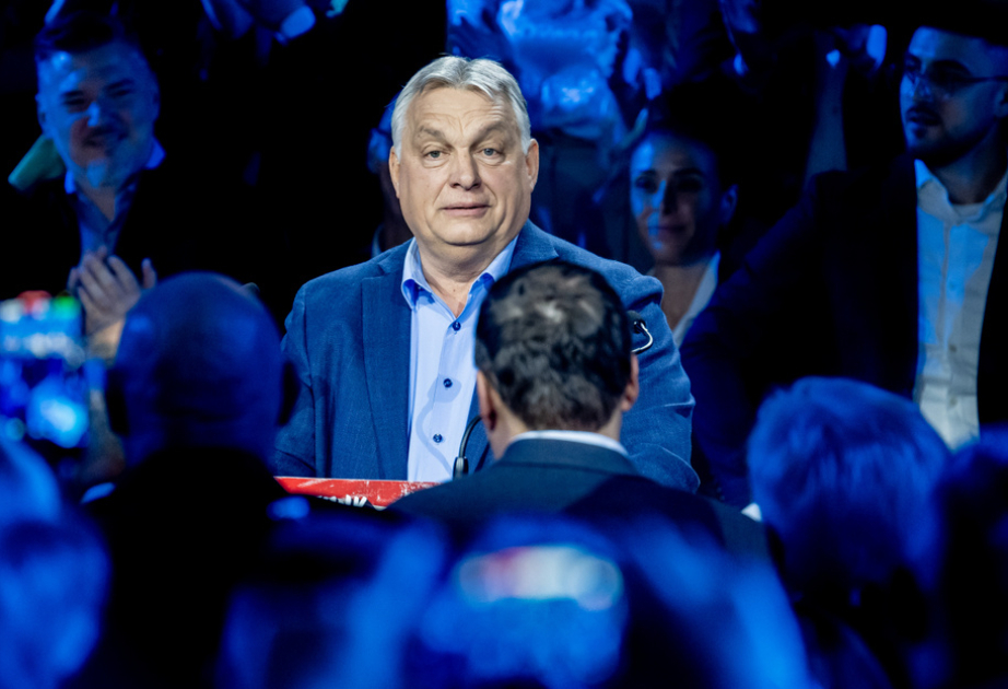 Орбан выступил на антивоенном митинге в Эстергоме на фоне обострения международной обстановки