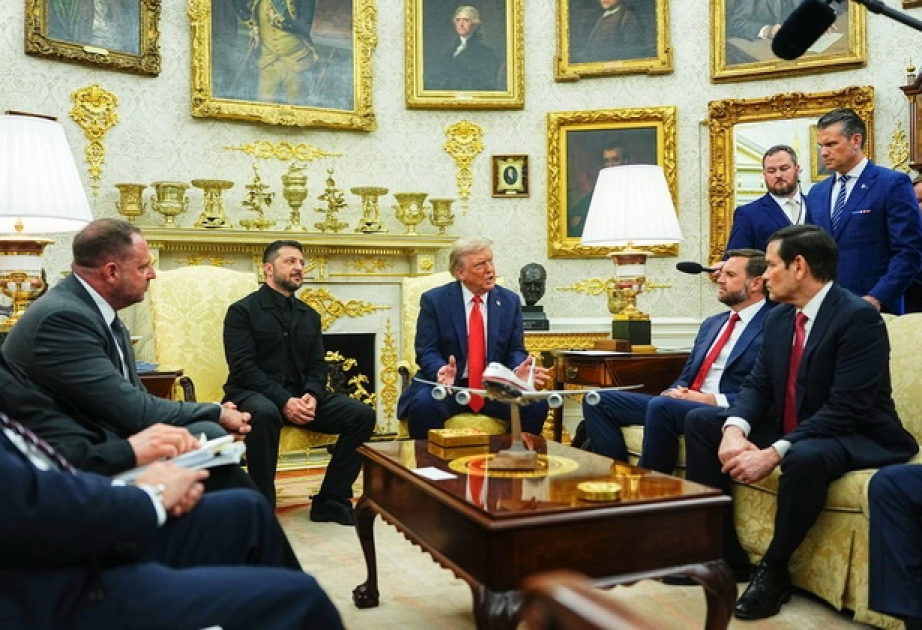 “Politico”: Trampın Oval Ofisdə xarici liderlərlə mətbuat konfransları dayandırılıb