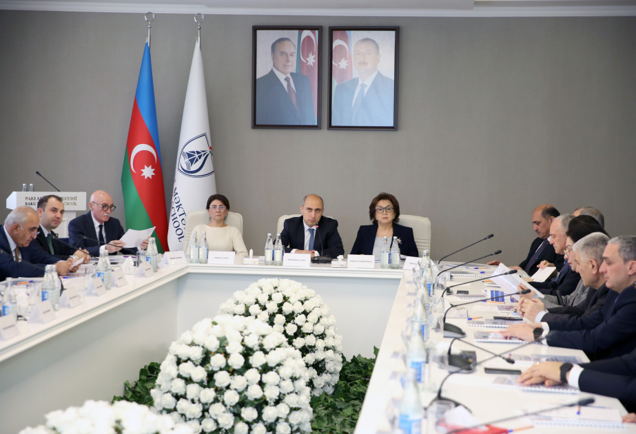 Rektorlar ali təhsil müəssisələrinə qəbul prosesindən danışıblar