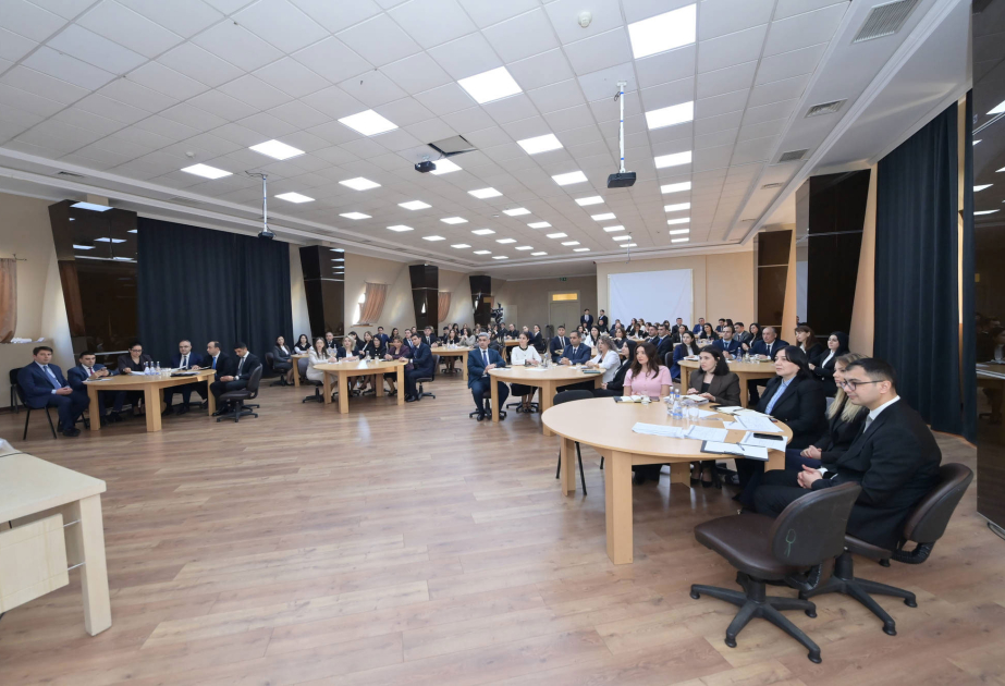 Nazir: Direktorun əsas fəaliyyəti sırasında tədrisin keyfiyyətinin yüksəldilməsi yer almalıdır