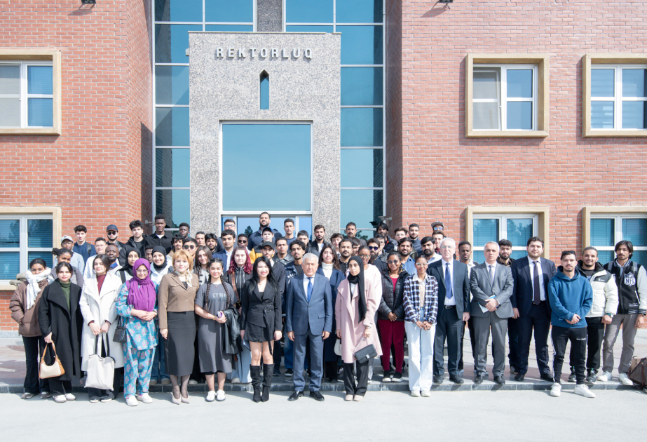 Students from 40 countries currently studying at Baku Engineering University, rector says