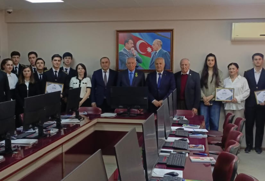 В Азербайджанской инженерной академии прошли мероприятия ко Всемирному дню инженерии
