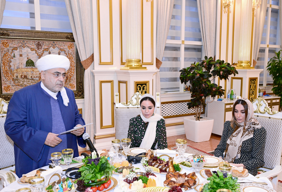 Chairman of Caucasus Muslims Office hosts Iftar ceremony on occasion of holy month of Ramadan VIDEO