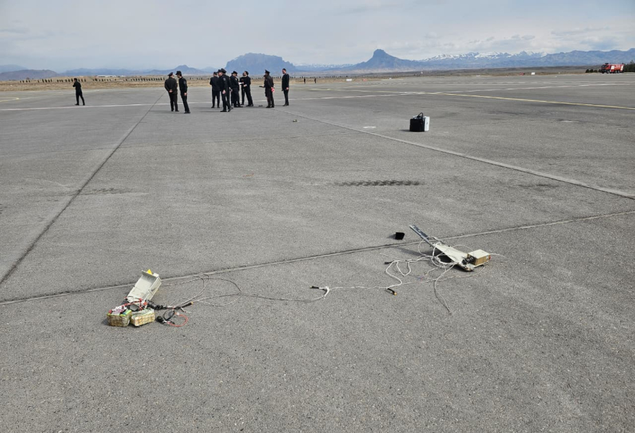 Naxçıvan aeroportuna düşən dronun qalıqları - FOTOLAR VİDEO