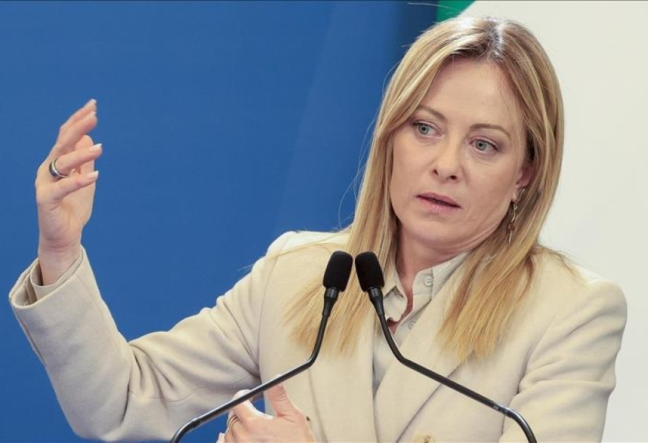 Meloni assure que l’Italie n’entrera pas en guerre et respectera les accords existants sur les bases américaines