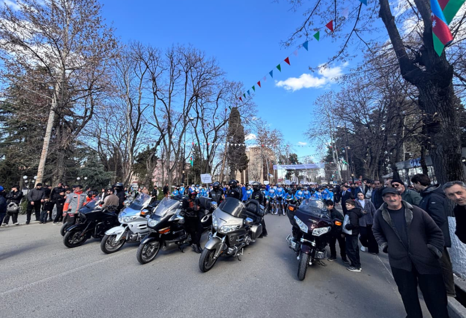 Bədən Tərbiyəsi və İdman Günü münasibətilə Qazaxda təntənəli parad