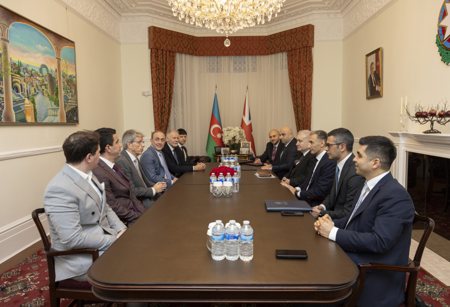 Azerbaijan, UK Entrust company explore cooperation in digital sector