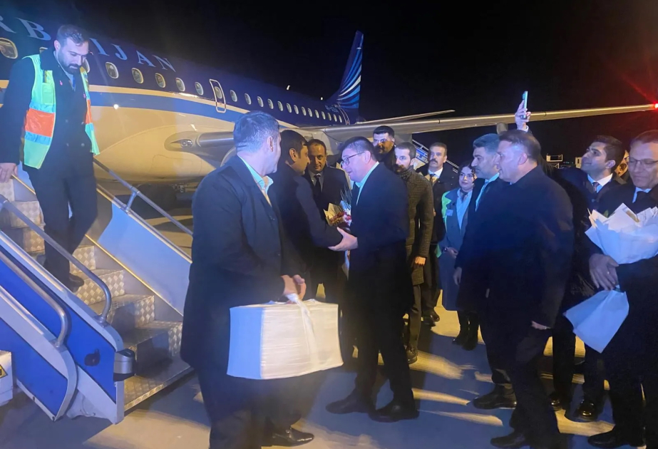 В Ыгдыре приняли первый рейс AZAL Баку-Нахчыван-Баку