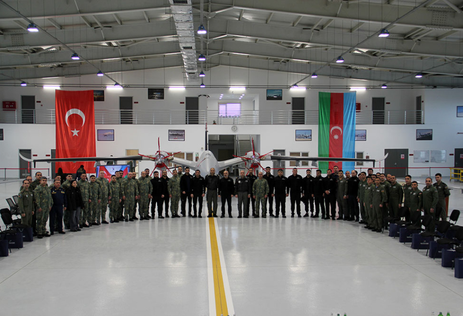 Hərbi Hava Qüvvələrində Bayraktar kursunun birinci buraxılış mərasimi keçirilib