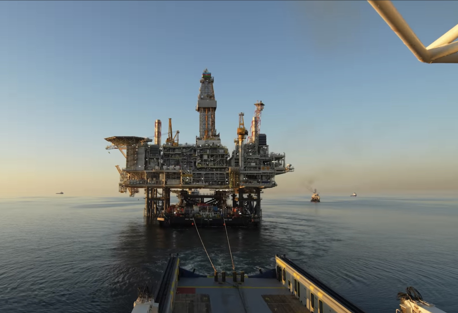 Azerbaijani oil price nears $88 per barrel VIDEO