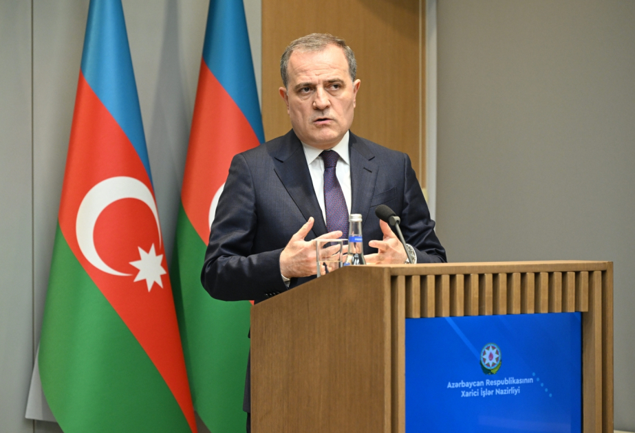 Azerbaijani FM underscores great potential for energy collaboration with Moldova