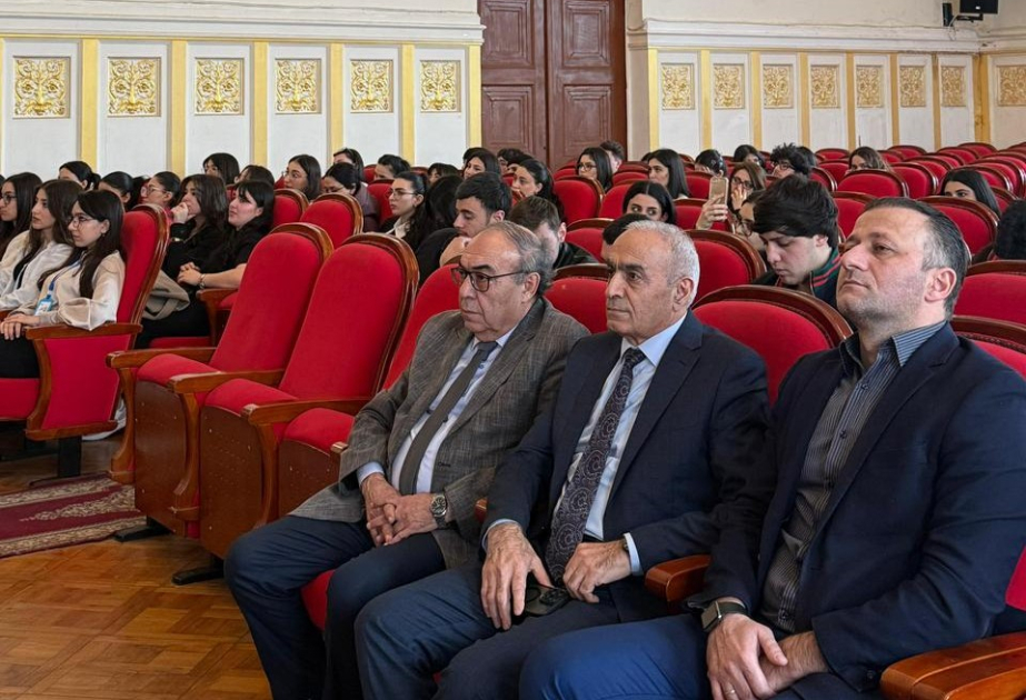ADPU tələbələri “TUSİ” inkubasiya proqramı ilə bağlı məlumatlandırılıb