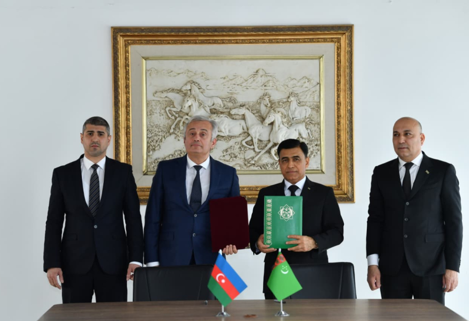 Azerbaijan, Turkmenistan sign memorandum on cooperation in equestrian sports