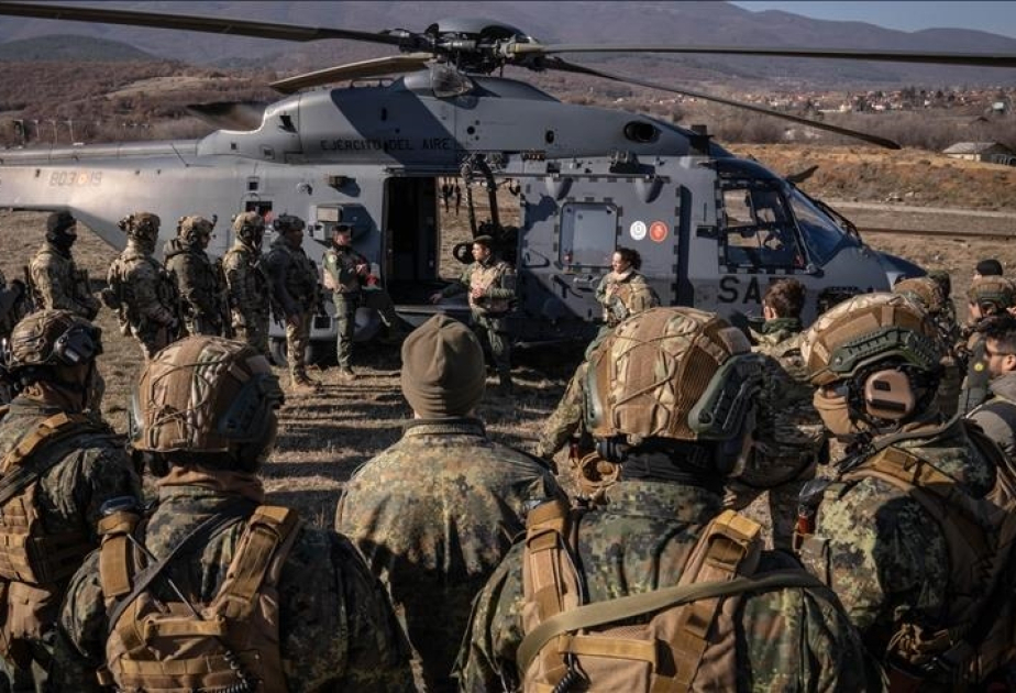 Fransa Şərqi Aralıq dənizinə helikopterdaşıyan gəmi göndərib