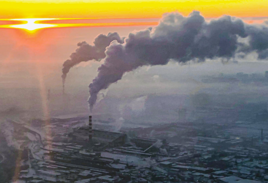 Çin 2030-cu ilə qədər iqtisadiyyatının karbon intensivliyini 17 faiz azaltmağı planlaşdırır