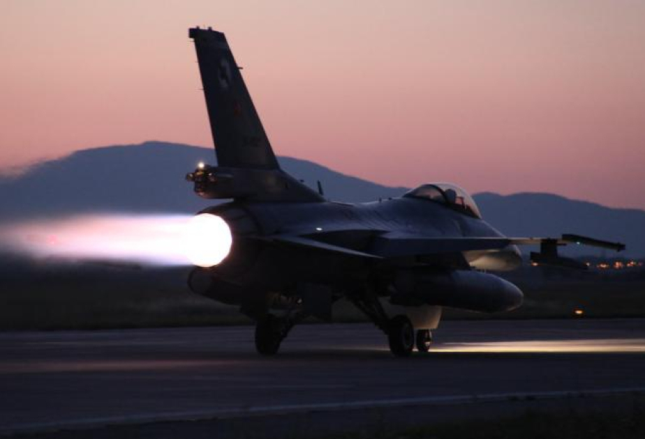 Türkiyə Kiprin şimalında F-16 qırıcı təyyarələri yerləşdirə bilər